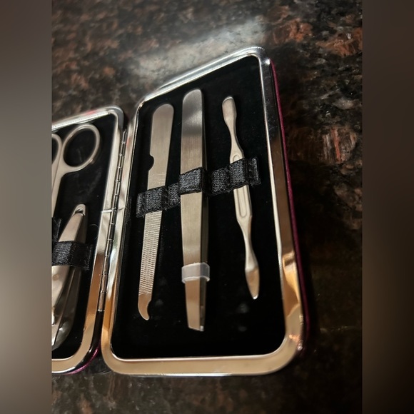 Crabtree & Evelyn Travel Manicure Kit 6-pc Nail Tools File Scissors twee… - Picture 7 of 8
